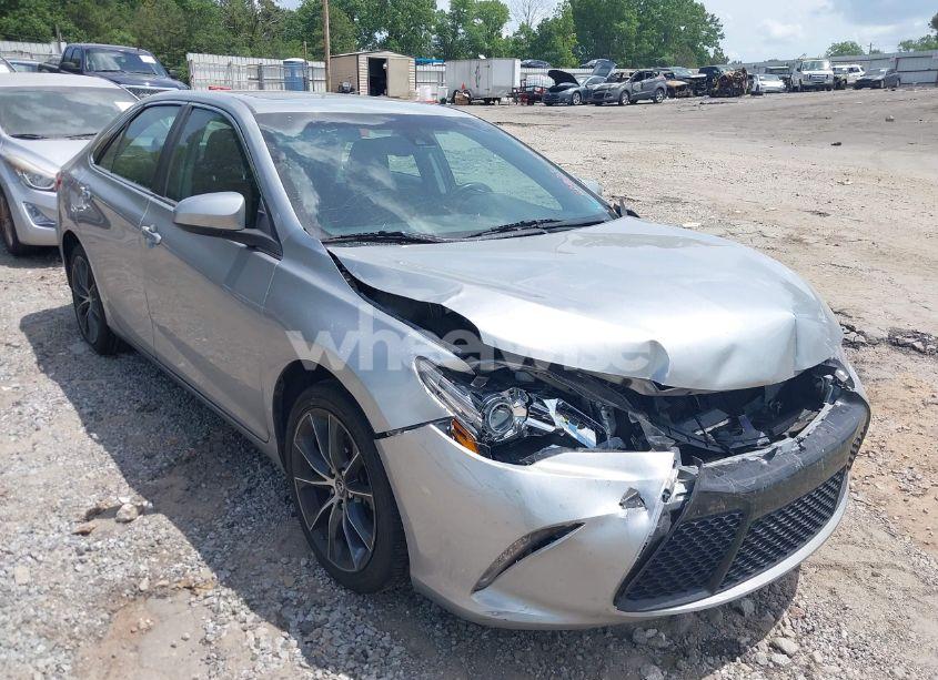 2016 Toyota Camry XSE (VIN 4T1BF1FK9GU600603) main photo