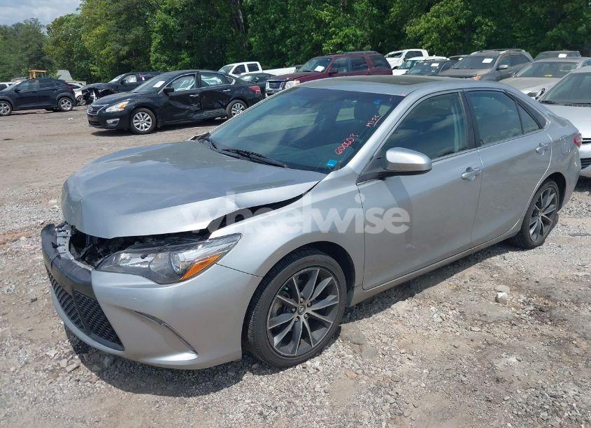 Photo 2 of 2016 Toyota Camry XSE (VIN 4T1BF1FK9GU600603)
