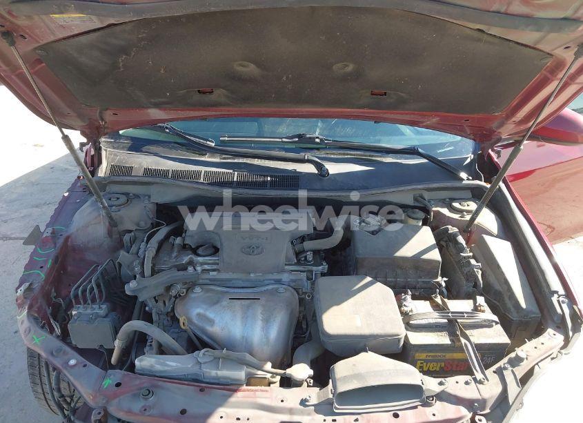 Photo 10 of 2016 Toyota Camry LE (VIN 4T1BF1FK9GU606577)