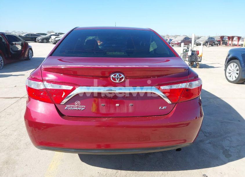 Photo 17 of 2016 Toyota Camry LE (VIN 4T1BF1FK9GU606577)