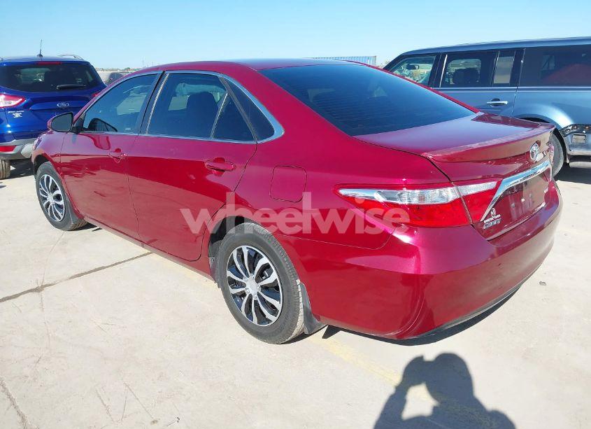 Photo 3 of 2016 Toyota Camry LE (VIN 4T1BF1FK9GU606577)