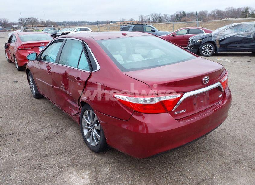 Photo 3 of 2016 Toyota Camry XLE (VIN 4T1BF1FK9GU613318)