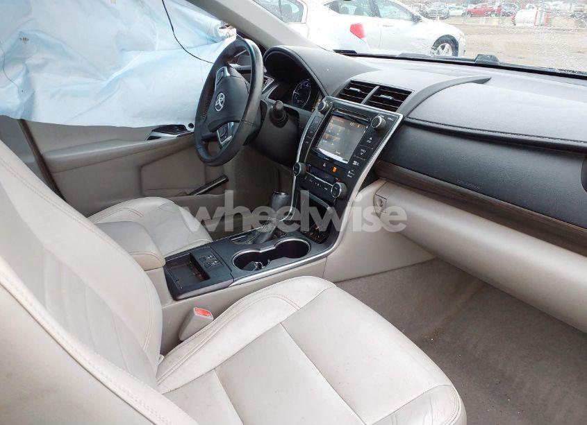 Photo 5 of 2016 Toyota Camry XLE (VIN 4T1BF1FK9GU613318)