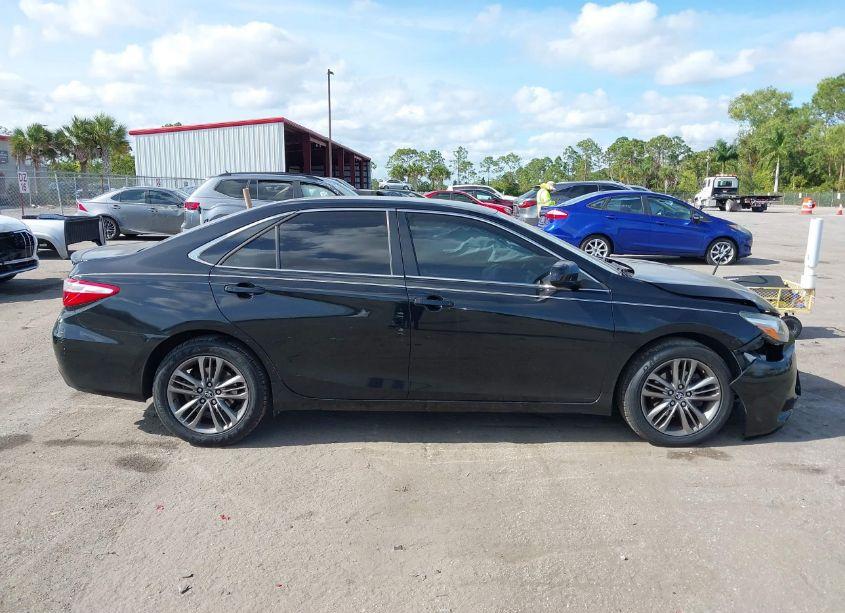 Photo 13 of 2016 Toyota Camry SE (VIN 4T1BF1FK9GU615411)
