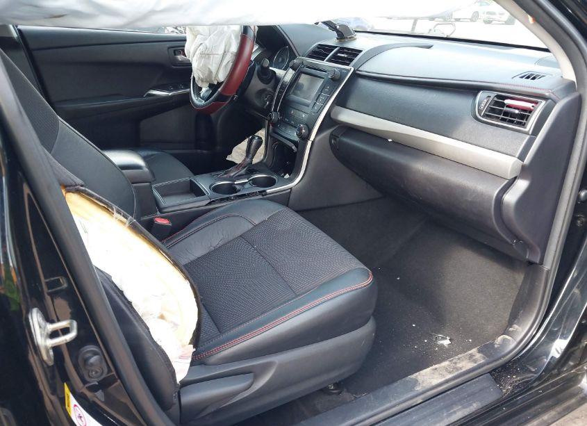 Photo 5 of 2016 Toyota Camry SE (VIN 4T1BF1FK9GU615411)