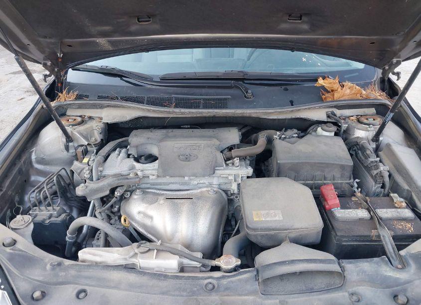 Photo 10 of 2017 Toyota Camry LE (VIN 4T1BF1FK9HU288977)