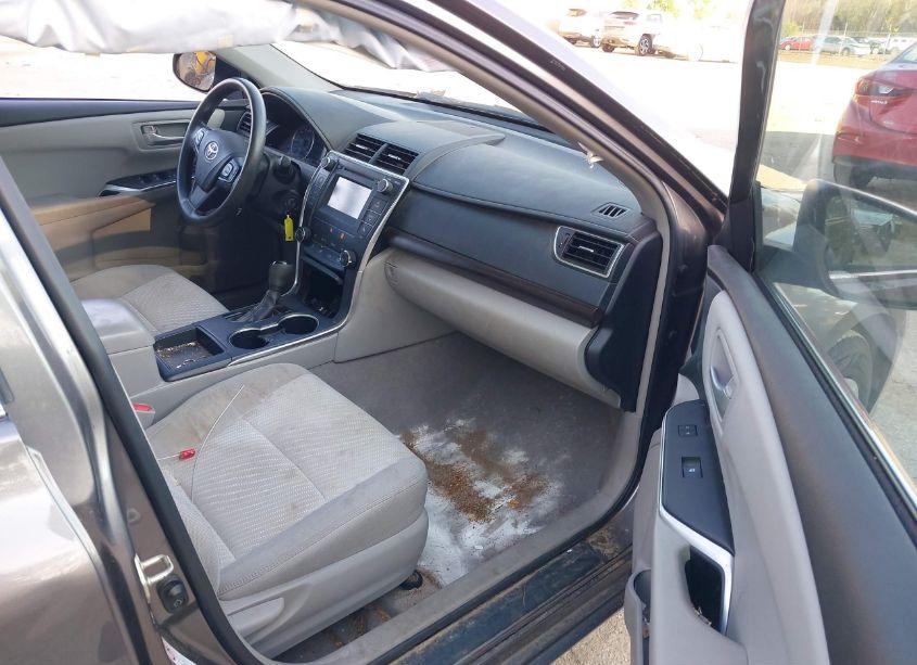 Photo 5 of 2017 Toyota Camry LE (VIN 4T1BF1FK9HU288977)