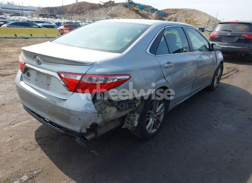 Photo 4 of 2017 Toyota Camry SE (VIN 4T1BF1FK9HU307513)