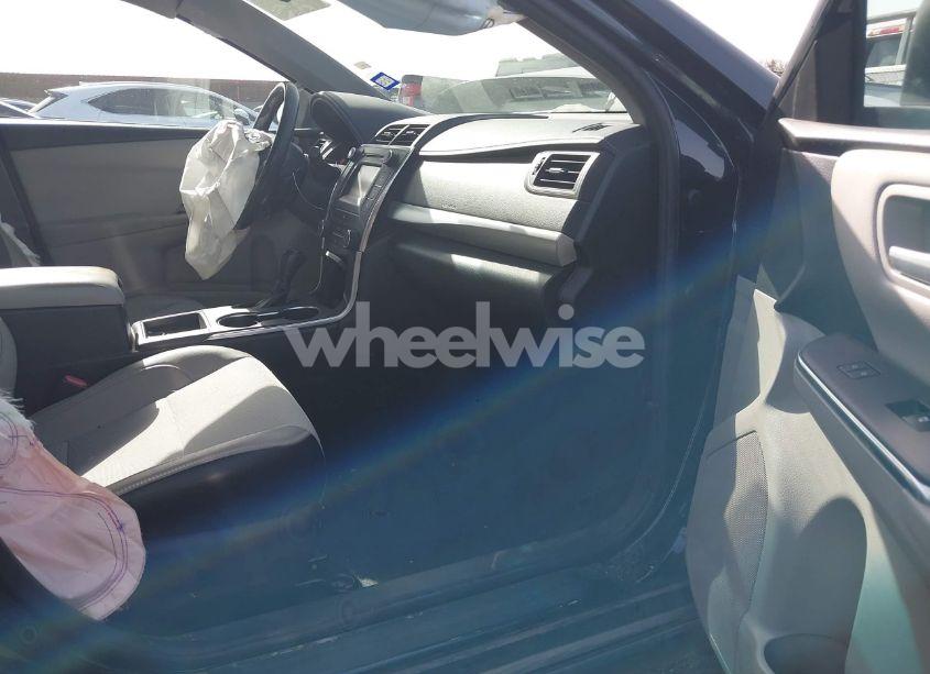 Photo 5 of 2017 Toyota Camry SE (VIN 4T1BF1FK9HU321587)