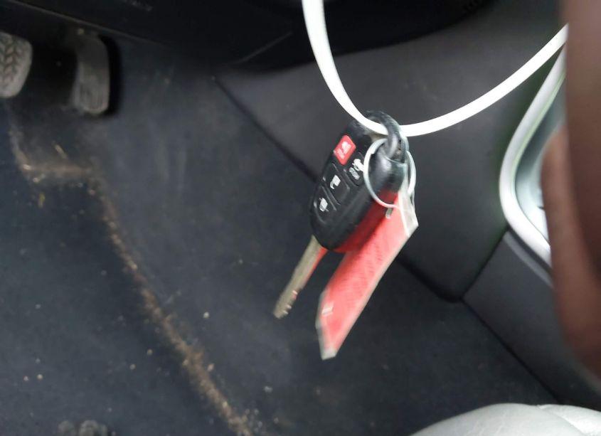 Photo 11 of 2017 Toyota Camry SE (VIN 4T1BF1FK9HU328782)