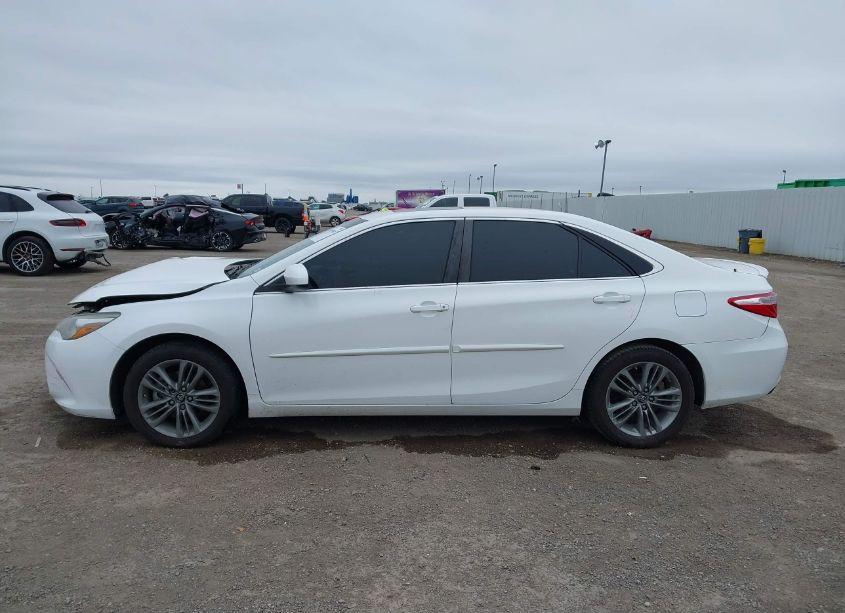 Photo 14 of 2017 Toyota Camry SE (VIN 4T1BF1FK9HU328782)