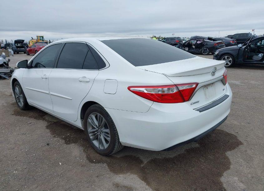 Photo 3 of 2017 Toyota Camry SE (VIN 4T1BF1FK9HU328782)