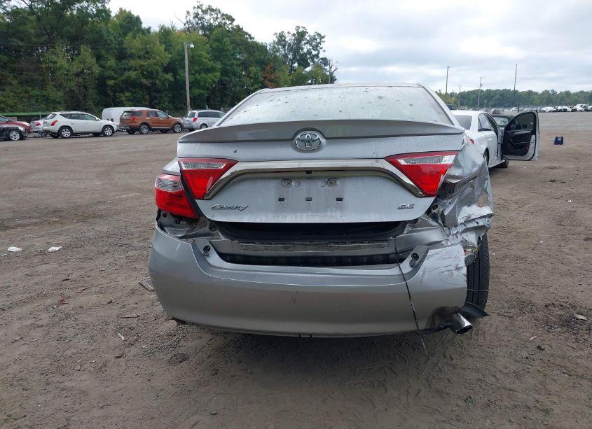 Photo 16 of 2017 Toyota Camry SE (VIN 4T1BF1FK9HU333612)