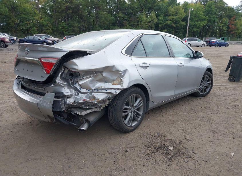 Photo 4 of 2017 Toyota Camry SE (VIN 4T1BF1FK9HU333612)
