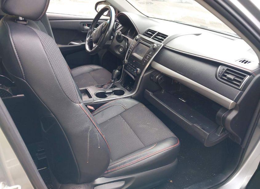 Photo 5 of 2017 Toyota Camry SE (VIN 4T1BF1FK9HU333612)