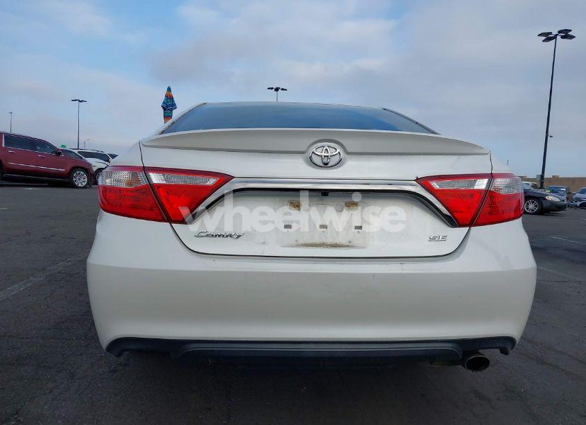 Photo 17 of 2017 Toyota Camry SE (VIN 4T1BF1FK9HU347431)