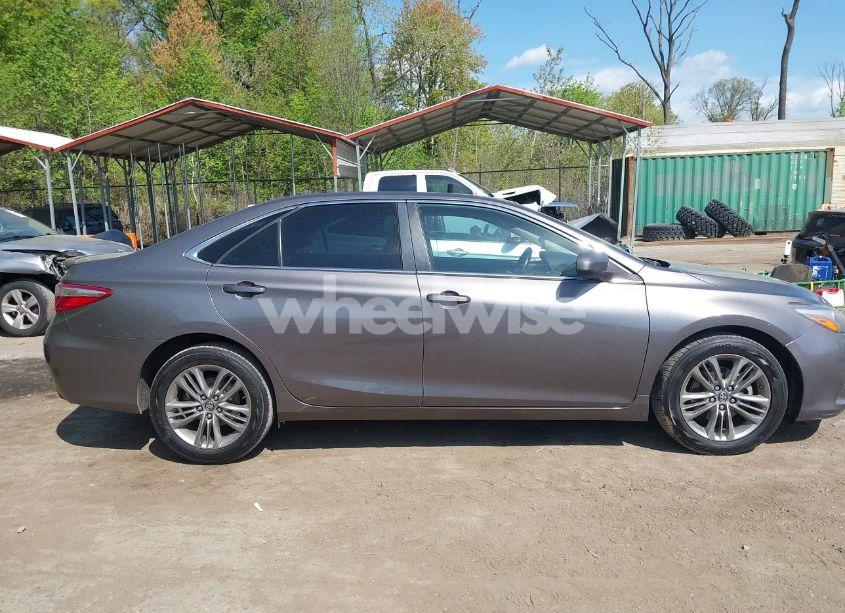 Photo 13 of 2017 Toyota Camry SE (VIN 4T1BF1FK9HU352063)