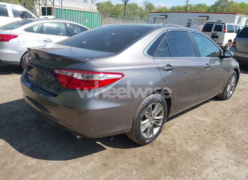 Photo 4 of 2017 Toyota Camry SE (VIN 4T1BF1FK9HU352063)