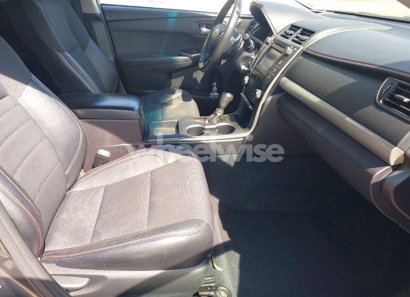 Photo 5 of 2017 Toyota Camry SE (VIN 4T1BF1FK9HU352063)