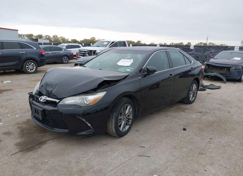 Photo 2 of 2017 Toyota Camry SE (VIN 4T1BF1FK9HU353908)