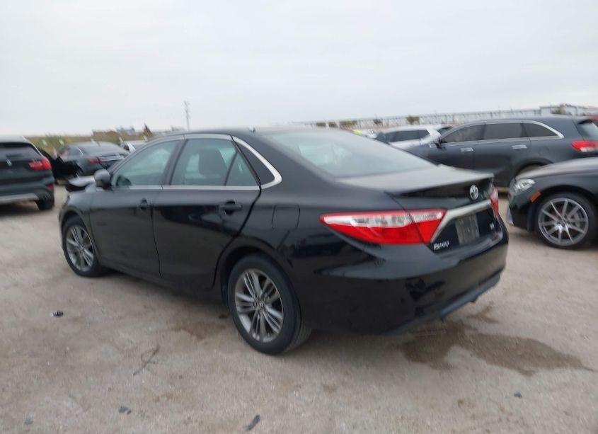 Photo 3 of 2017 Toyota Camry SE (VIN 4T1BF1FK9HU353908)