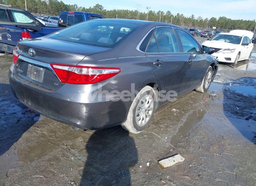 Photo 4 of 2017 Toyota Camry LE (VIN 4T1BF1FK9HU362060)