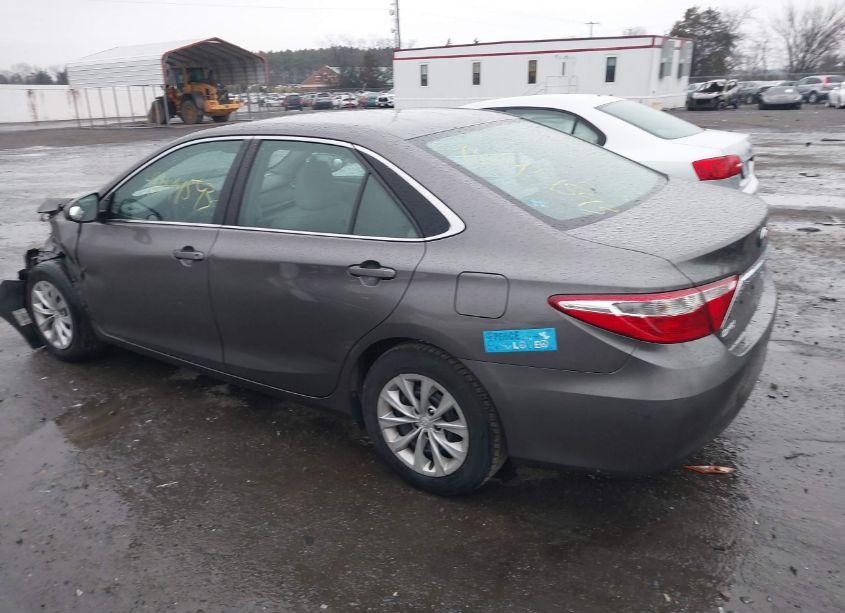 Photo 3 of 2017 Toyota Camry LE (VIN 4T1BF1FK9HU366898)