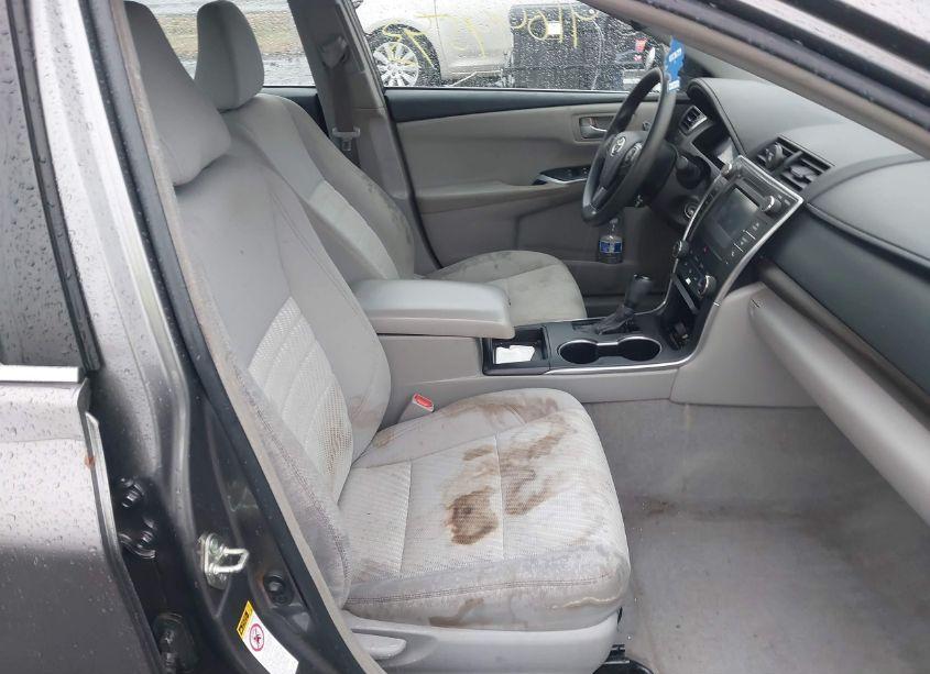 Photo 5 of 2017 Toyota Camry LE (VIN 4T1BF1FK9HU366898)