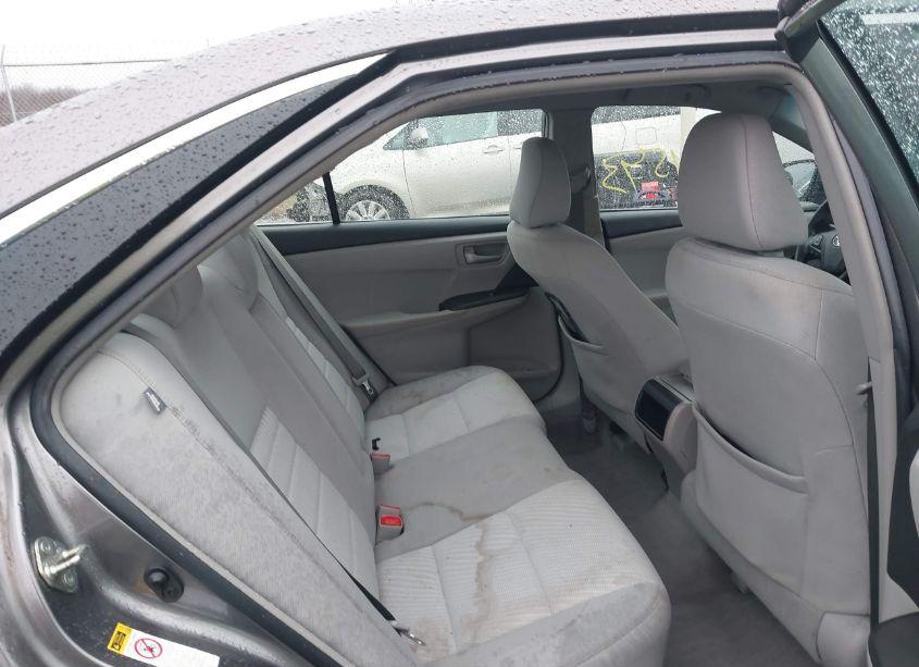 Photo 8 of 2017 Toyota Camry LE (VIN 4T1BF1FK9HU366898)