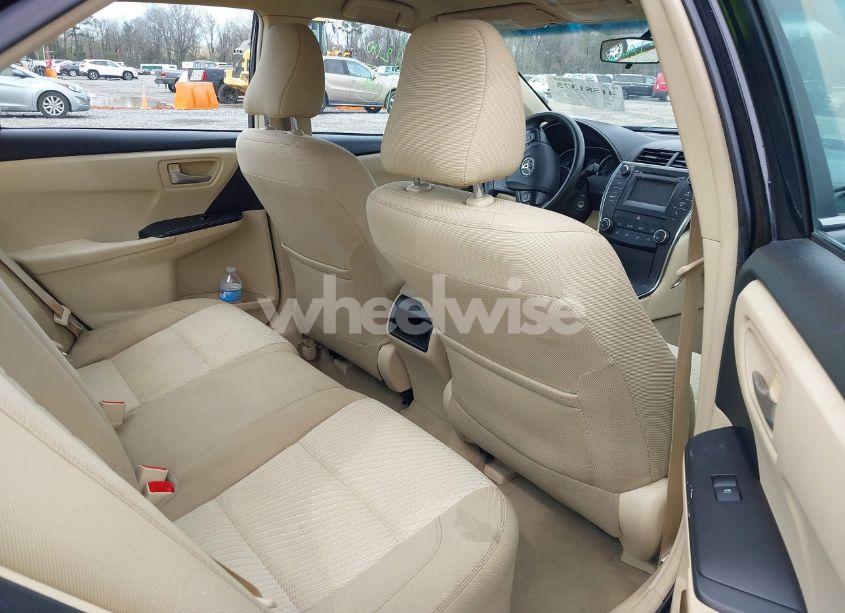 Photo 8 of 2017 Toyota Camry LE (VIN 4T1BF1FK9HU395947)