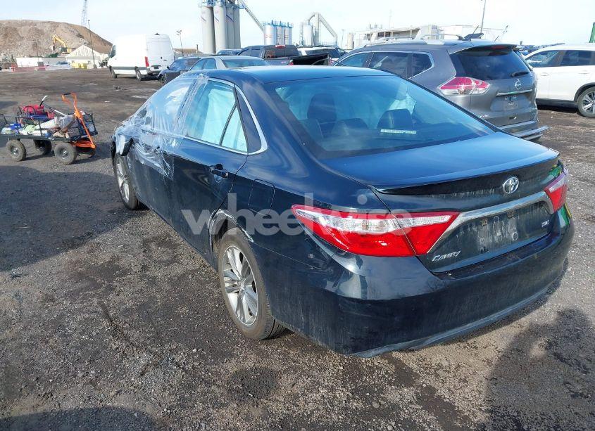 Photo 3 of 2017 Toyota Camry SE (VIN 4T1BF1FK9HU399139)