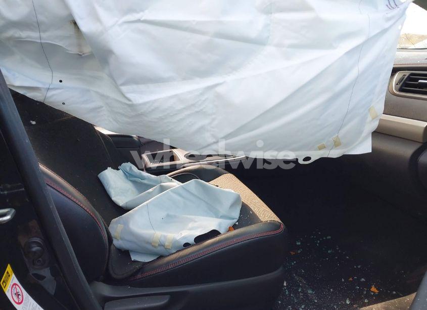 Photo 5 of 2017 Toyota Camry SE (VIN 4T1BF1FK9HU399139)