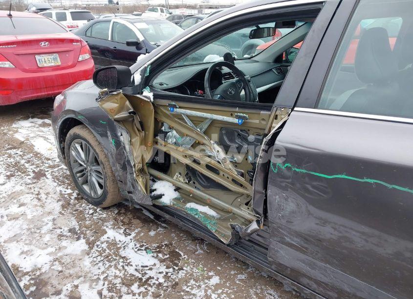 Photo 12 of 2017 Toyota Camry SE (VIN 4T1BF1FK9HU404520)