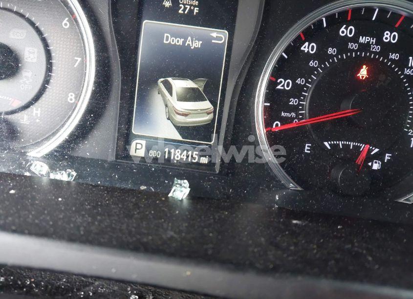 Photo 16 of 2017 Toyota Camry SE (VIN 4T1BF1FK9HU404520)