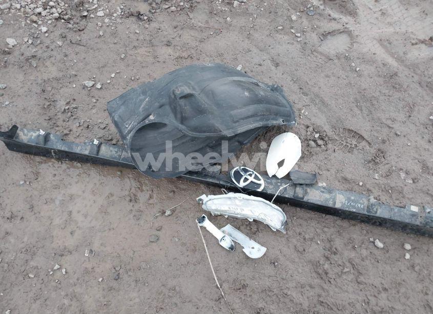 Photo 12 of 2017 Toyota Camry SE (VIN 4T1BF1FK9HU434391)