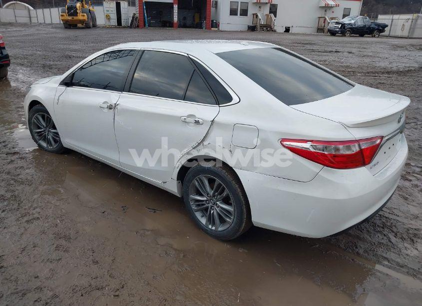 Photo 3 of 2017 Toyota Camry SE (VIN 4T1BF1FK9HU434391)