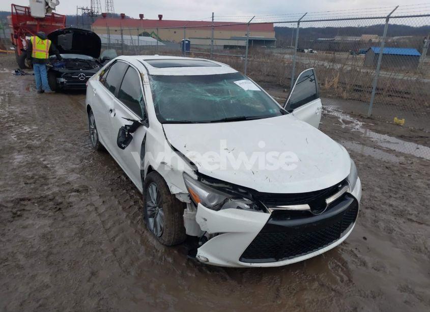 Photo 6 of 2017 Toyota Camry SE (VIN 4T1BF1FK9HU434391)