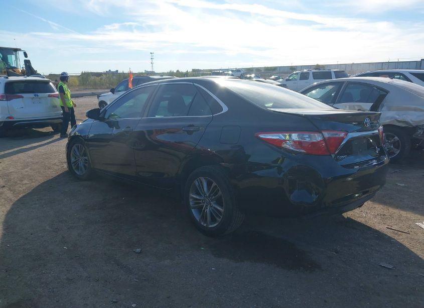 Photo 3 of 2017 Toyota Camry SE (VIN 4T1BF1FK9HU448422)