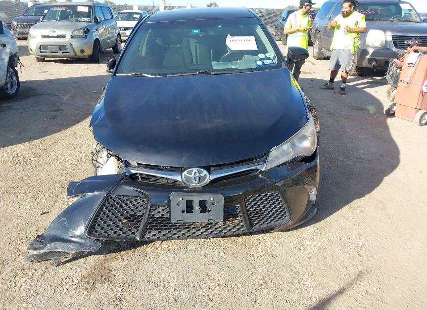 Photo 6 of 2017 Toyota Camry SE (VIN 4T1BF1FK9HU448422)