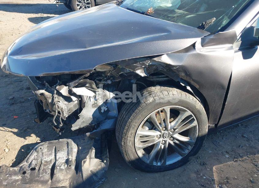 Photo 6 of 2017 Toyota Camry SE (VIN 4T1BF1FK9HU452700)