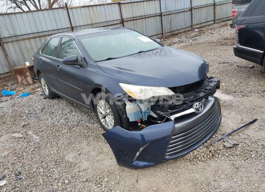 2017 Toyota Camry LE (VIN 4T1BF1FK9HU630119) main photo