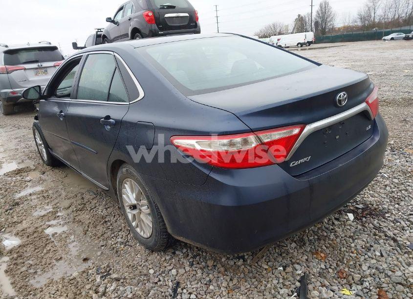 Photo 3 of 2017 Toyota Camry LE (VIN 4T1BF1FK9HU630119)