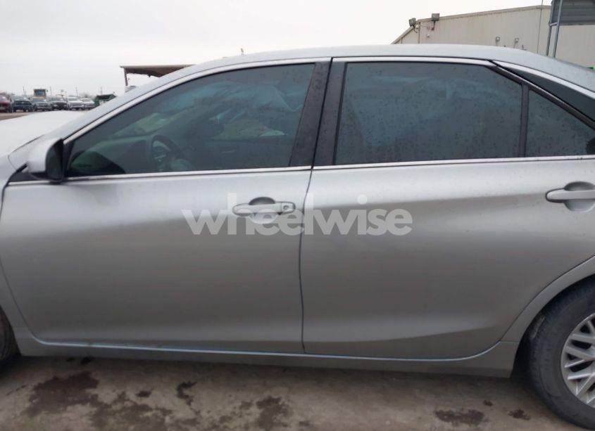 Photo 14 of 2017 Toyota Camry LE (VIN 4T1BF1FK9HU637233)