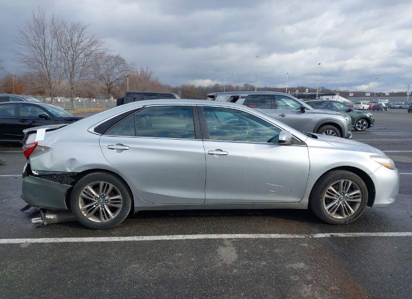 Photo 13 of 2017 Toyota Camry SE (VIN 4T1BF1FK9HU642223)