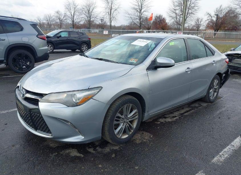 Photo 2 of 2017 Toyota Camry SE (VIN 4T1BF1FK9HU642223)