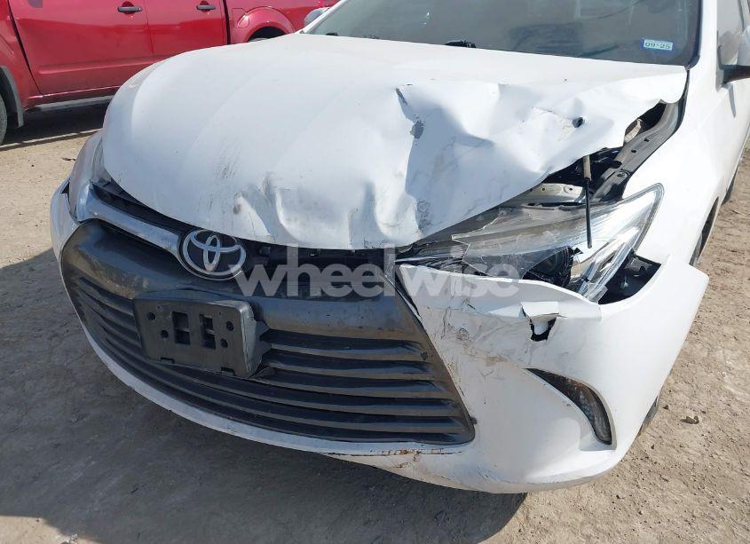 Photo 6 of 2017 Toyota Camry LE (VIN 4T1BF1FK9HU649432)