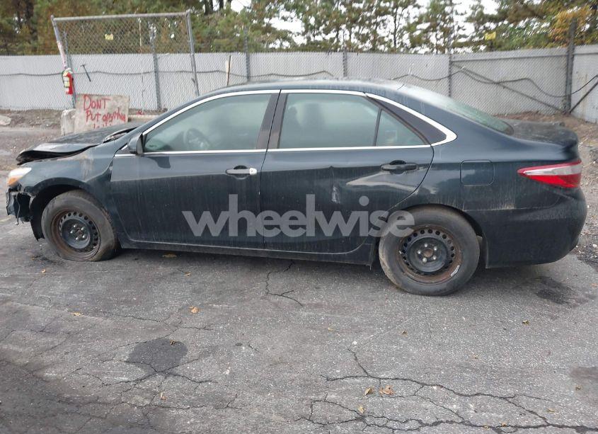 Photo 14 of 2017 Toyota Camry LE (VIN 4T1BF1FK9HU683287)