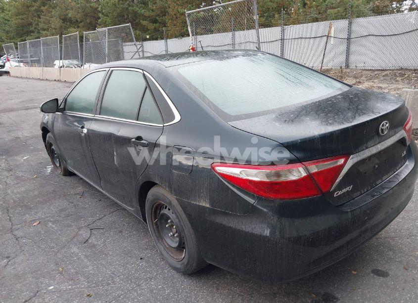 Photo 3 of 2017 Toyota Camry LE (VIN 4T1BF1FK9HU683287)