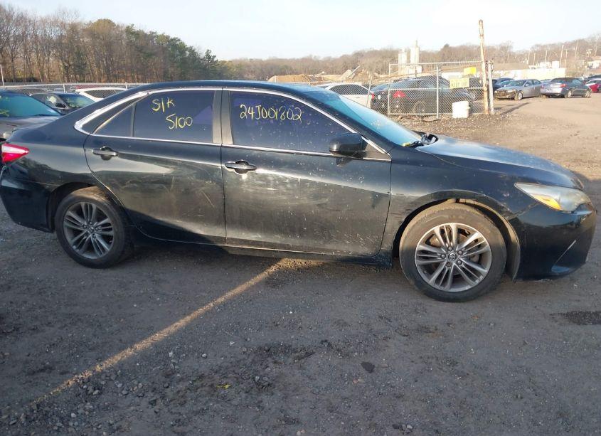 Photo 12 of 2017 Toyota Camry SE (VIN 4T1BF1FK9HU693365)