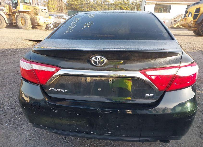 Photo 15 of 2017 Toyota Camry SE (VIN 4T1BF1FK9HU693365)